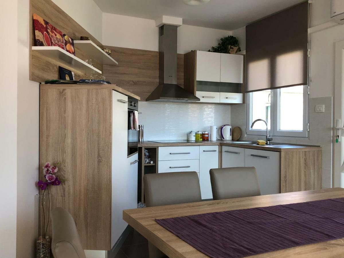 Hana Apartment Корчула Екстер'єр фото